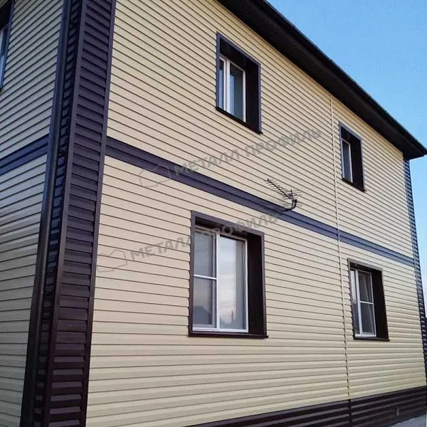 Купить Сайдинг МП Lбрус-15х240 (RAL 3005) в Екатеринбурге