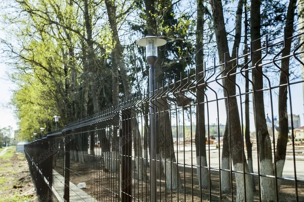 Купить Панель Medium 1,53х2,5 RAL 8017 в Екатеринбурге