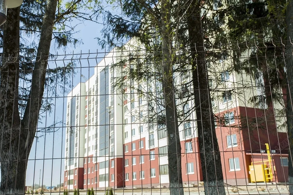 Купить Панель Medium 1,53х2,5 RAL 8017 в Екатеринбурге