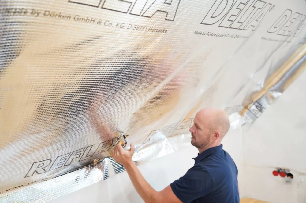 Купить DELTA®-REFLEX пароизоляционная плёнка с алюминиевым рефлексным слоем в Екатеринбурге