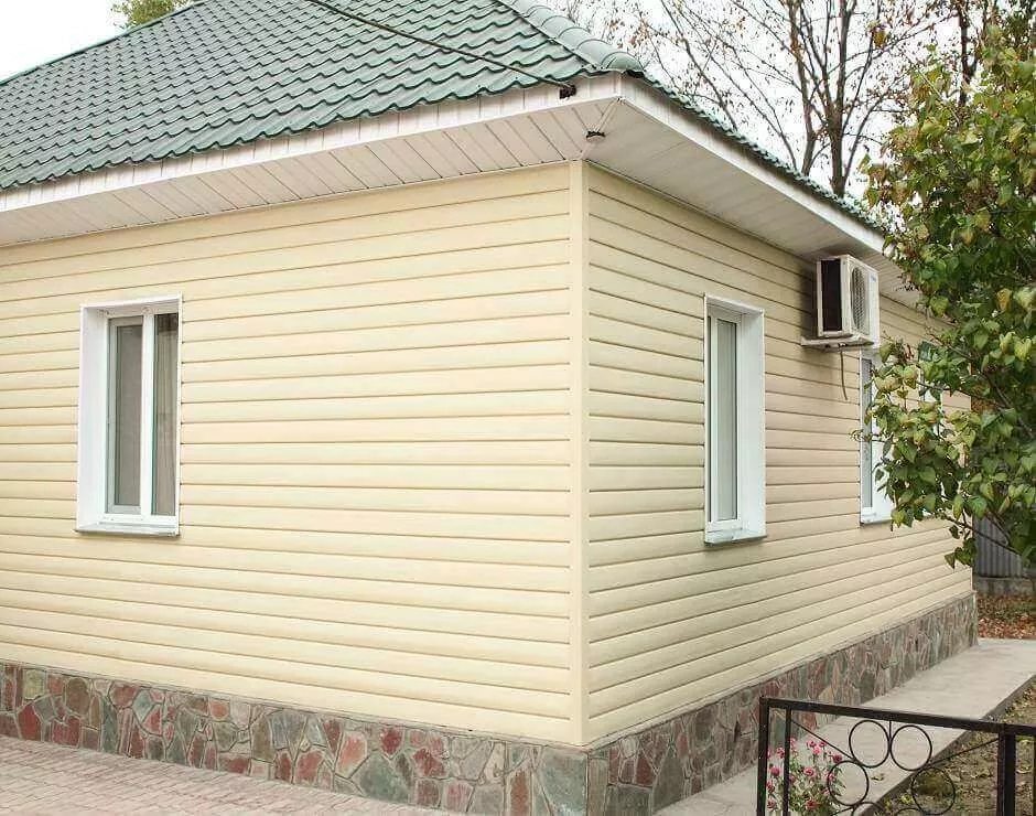 Купить Сайдинг Ю-пласт Блок Хаус в Екатеринбурге